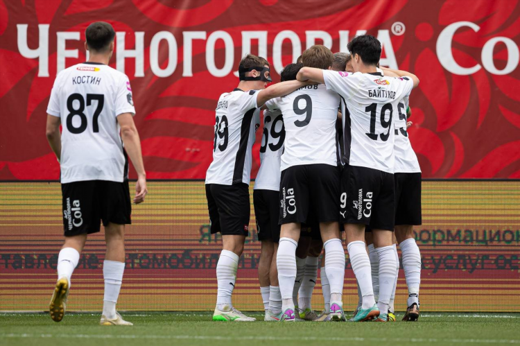 Футбол фнл календарь