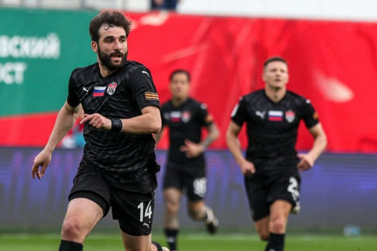 Футбол на чемпионат ком